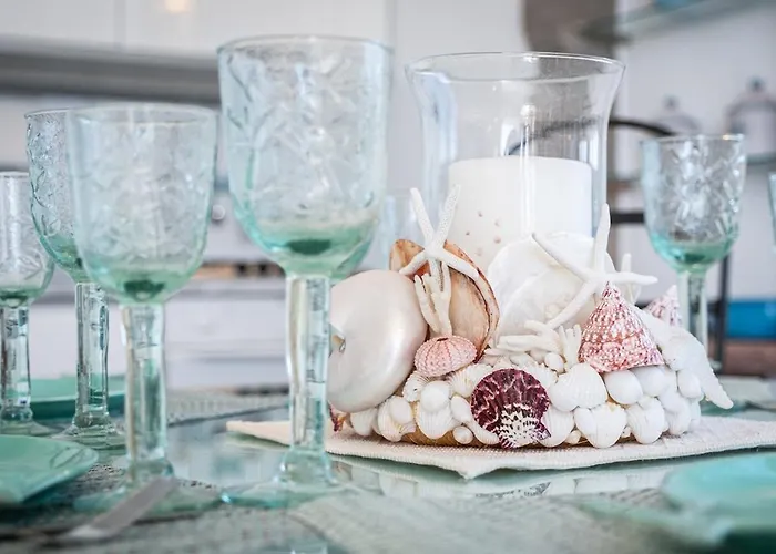 - Jewel On The Seafront Promenade Apartman *