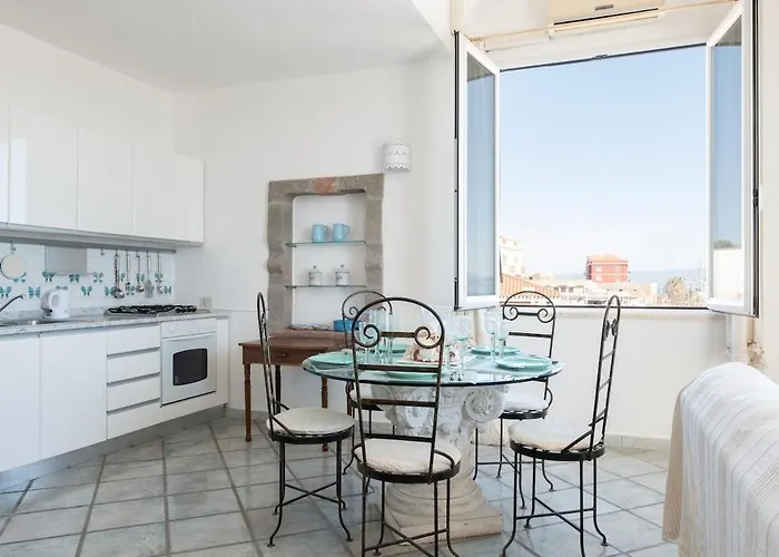 Apartman - Jewel On The Seafront Promenade *